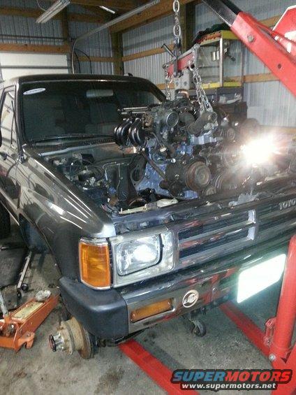 1987 Toyota 4Runner engine removal, front view