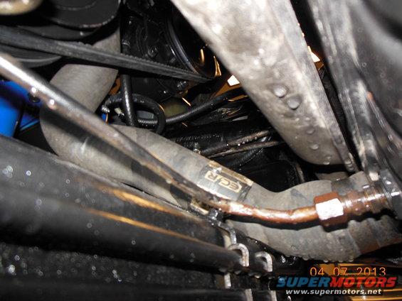 tight-lower-hose-and-pump-clearance.jpg 