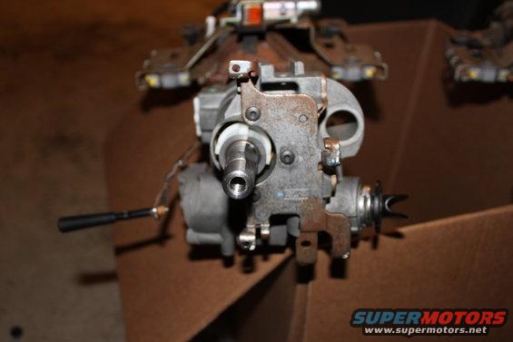 img_0428.jpg close up of the floor shift column