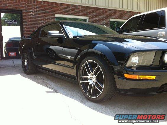 img_1143.jpg One of the first pics after the suspension and wheel install.