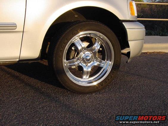 03-f150-rim.jpg Rollin on dubs, beeyatch