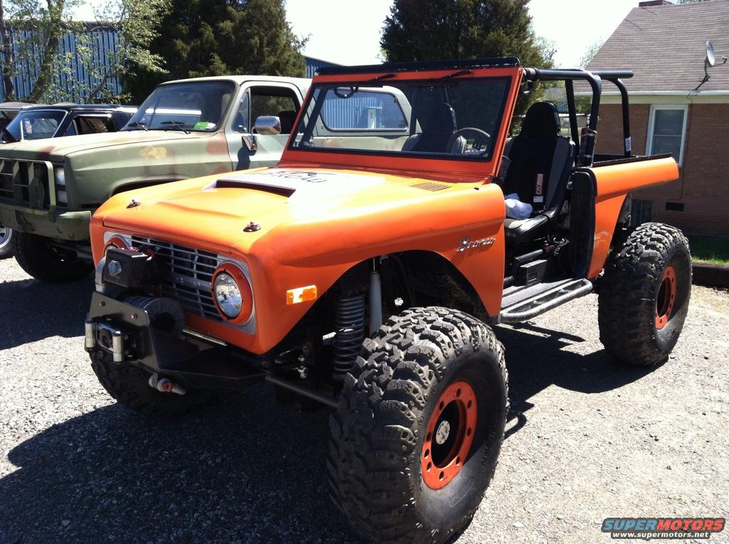 1990 Ford Bronco photo