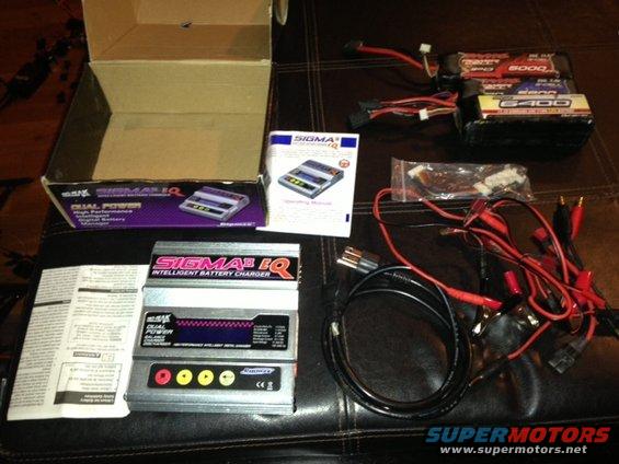 Sigma IQ dual power intelligent battery charger with manual and two RC batteries