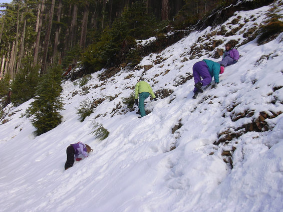 dscn2013.jpg The 1st annual, all girls, hill climb competition.