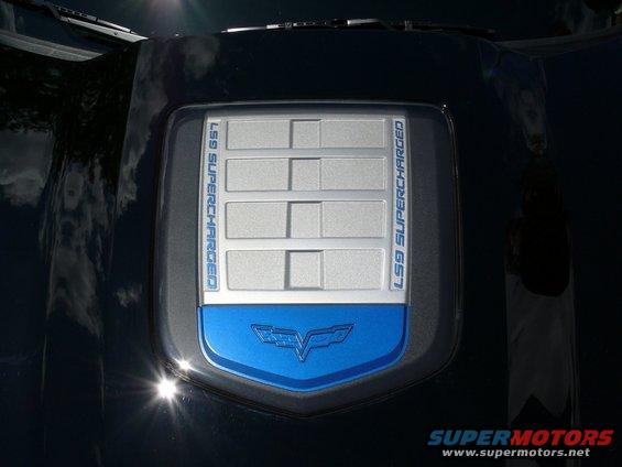 Engine cover with LS9 SUPERCHARGED text and Corvette logo