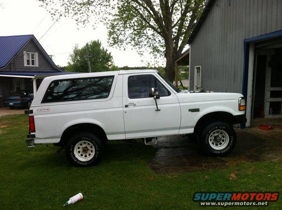 White 1992 Ford Bronco side view