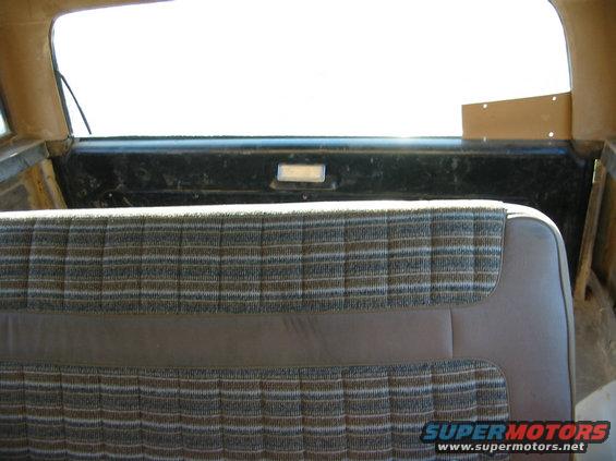 img_0017.jpg Backseat...not bolted down.