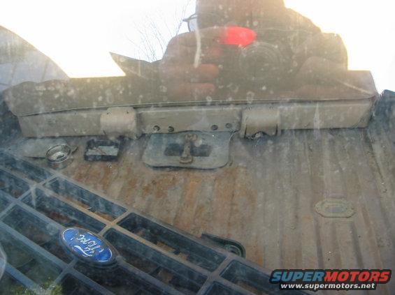 img_0023.jpg Bed, old grill cover (in good shape just Ford symbol needs a little touch up, let me know if you would like it)