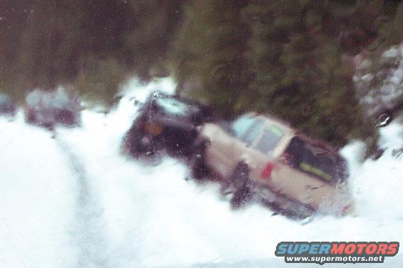 dcp_0431.jpg So here we sit in the pouring rain while Steve takes Jim back to town for the spare gear box.
  (12/13/2003)