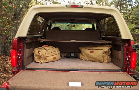 9812.jpg 1994 Ford Bronco Eddie Bauer