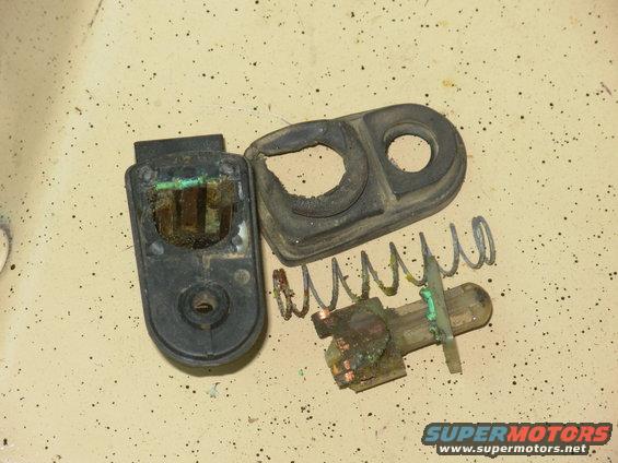 doorsw93.jpg The rare '92-93 B-pillar courtesy lamp switch is a poor design that depends on a fragile rubber boot to remain clean.  This one isn't.

[url=https://www.supermotors.net/registry/media/892593][img]https://www.supermotors.net/getfile/892593/thumbnail/bpillarpadding.jpg[/img][/url] . [url=https://www.supermotors.net/registry/media/1035339][img]https://www.supermotors.net/getfile/1035339/thumbnail/ctsyswl9293.jpg[/img][/url]

MotorCraft SW5137 / Wells SW1342 / [url=https://www.amazon.com/dp/B000C7WXH4]Standard DS838[/url] can be had for ~$21.  All are made by Pollack in Mexico.  Avoid those made by AirTex or sold by the zone.