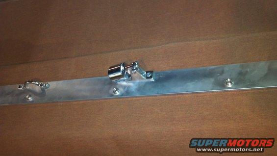20130616_095014_493.jpg Closeup of the tubing hinge, snaps, and the eye.