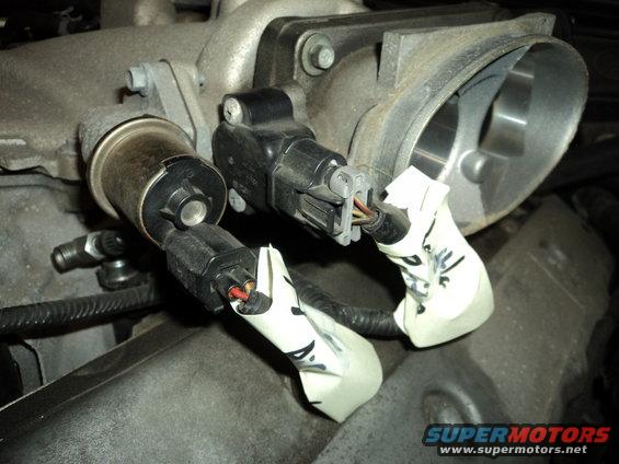 72-remove-throttle-position-sensor-and-idle-ai.jpg 