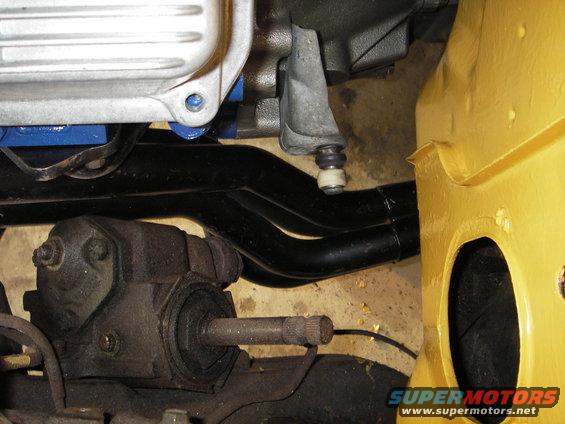 imgp0046.jpg drivers side header slid in from the bottom no problem