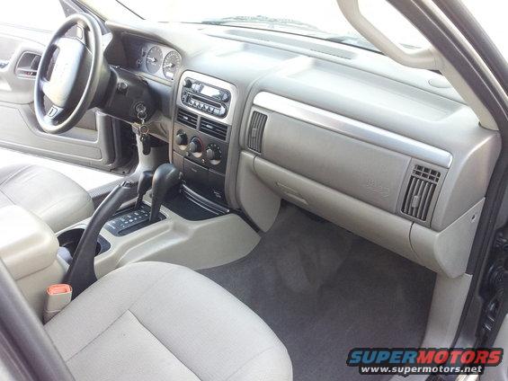 cherokee-inside-5.jpg 