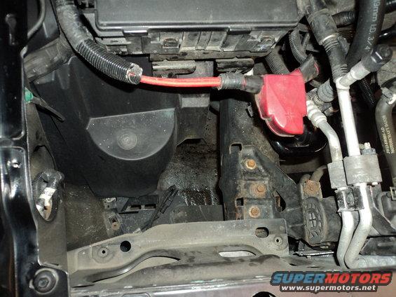 141oem-battery-tray-removed.jpg 