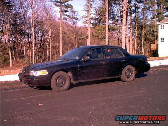 cvsi1206.jpg 2000 Crown Victoria Sports Interceptor&trade; Photos and Concept &copy; Copyright 2002 J. Barry All Rights Reserved 