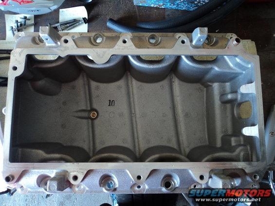154-lower-intake-plug.jpg 