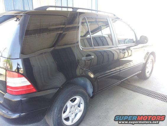 Black 2000 Mercedes-Benz ML-Class side view