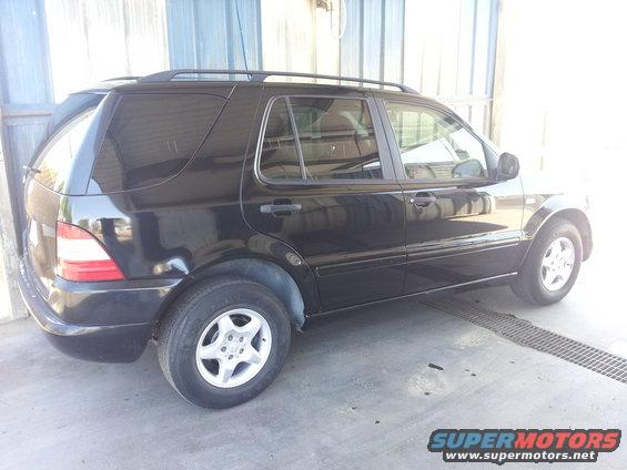 Black 2000 Mercedes-Benz ML-Class side view