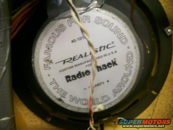 Realistic Radio Shack speaker with "Famous For Sound The World Around" text