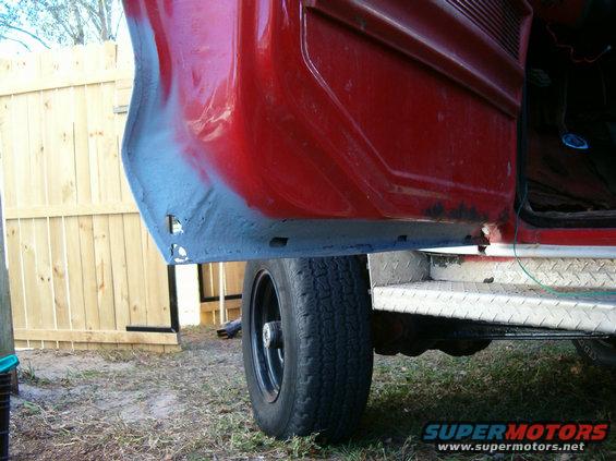 hpim0207.jpg Door after primered..