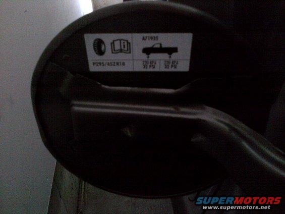 fuel-door-sticker.jpg 