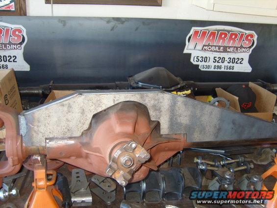 Starting mock up for truss and link brackets on my front hp 60. 