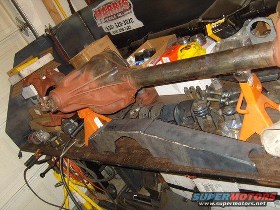 Starting mock up for truss and link brackets on my front hp 60. 
