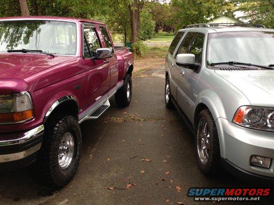 img_1207.jpg Next to the other Ford in the family.