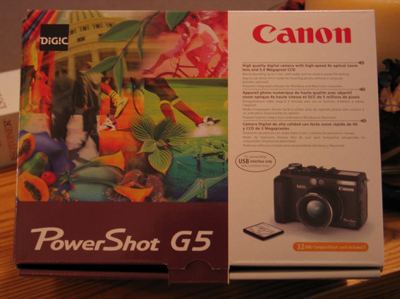 Canon PowerShot G5 digital camera box with colorful graphics and product image