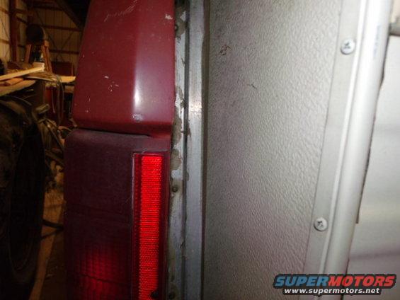 1984 Ford Bronco rear taillight and side panel