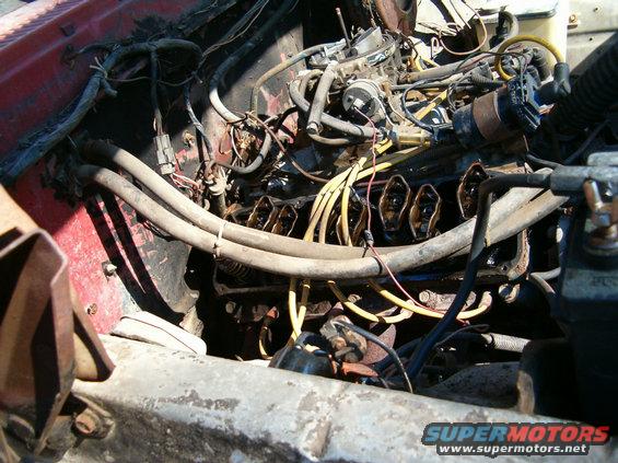 hpim0213.jpg Pulled the value cover on the drivers side, almost zero build up.  Sanded it and then painted it.  Bleeded the front brakes, and redid the passenger wheel assemble, bearing and hub.  Cleaned frame and painted some.  