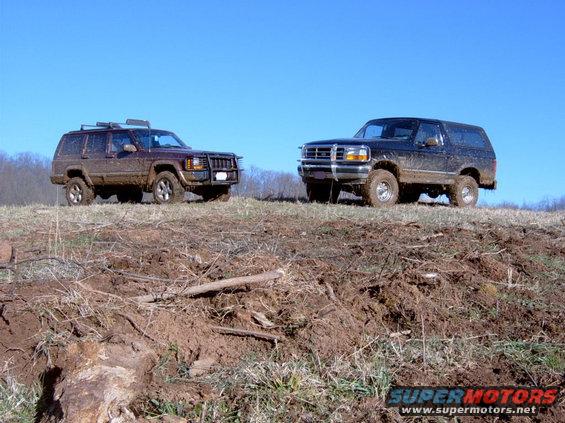 s3500774.jpg Atop the a hill