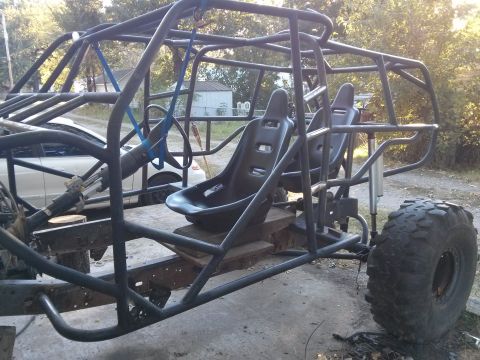 1986 Ford Bronco - This custom-built buggy frame lacks discernible year or make identification.