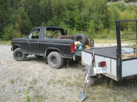 1981 Ford Bronco photo