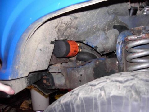 1980 Ford Bronco - yeah I know it is not the most ideal spot on the truck but when limited with the amount of hose I had this was my best option... and the ti…