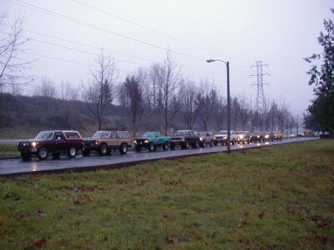 1989 Ford Bronco - Another line up shot...my truck was hard to start at the ranger station...should have gone home