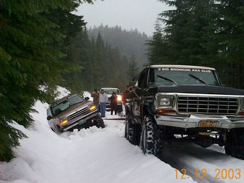 1989 Ford Bronco - Jim attempted an extraction