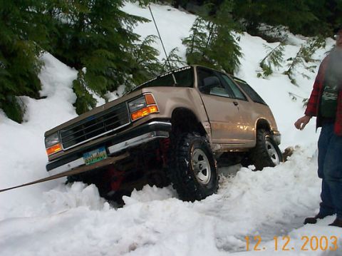 1989 Ford Bronco - She did manage to find the deepest spot to get stuck