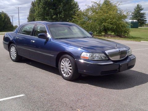 TownCar - 2001 Ford Crown Victoria