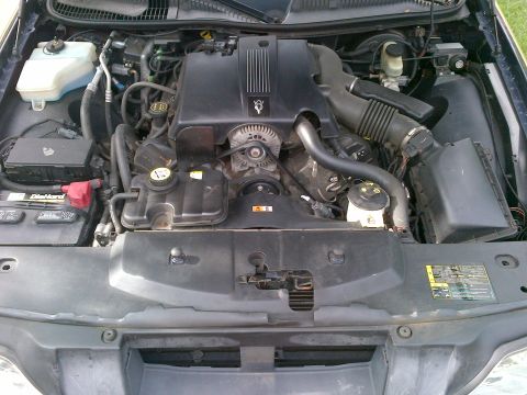 2001 Ford Crown Victoria photo