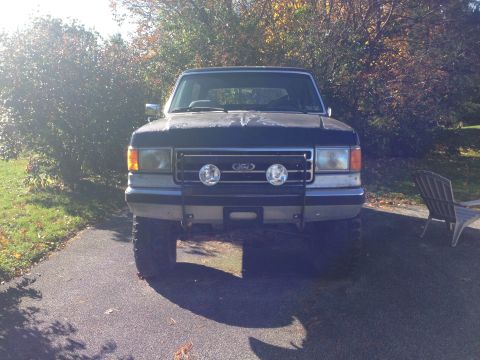 1989 Ford Bronco photo