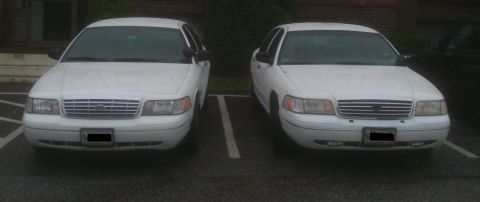 2006 Ford Crown Victoria - big siss and little siss , the twins
