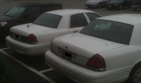 2006 Ford Crown Victoria - check out that boot-ty