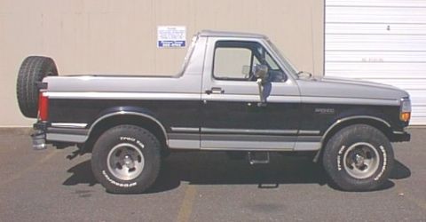 1978 Ford Bronco - This Ford Bronco appears to be from the 1992-1996 generation, not a 1978 model.