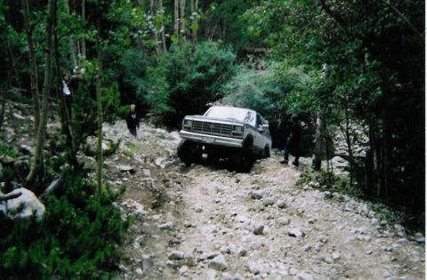 1983 Ford Bronco - Coming out of the creek