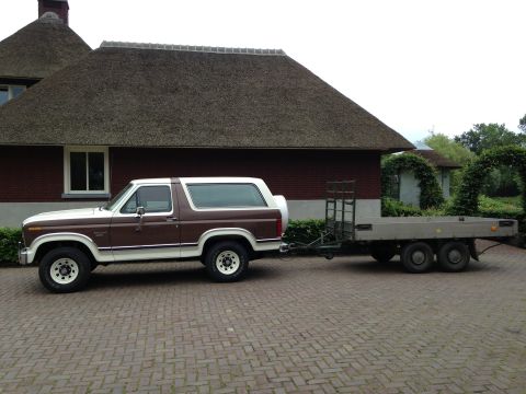 1984 Ford Bronco photo