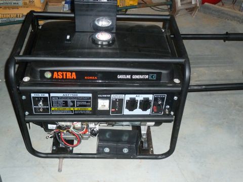 1992 Ford Mustang - Astra AST7500 gasoline generator with visible control panel and battery.