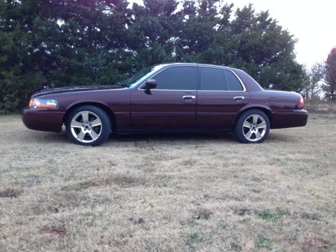 2003 Mercury Grand Marquis photo